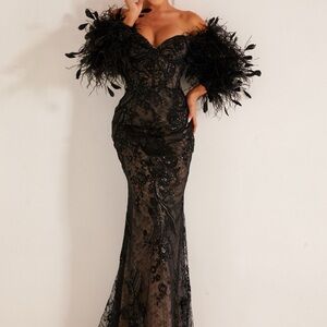 Terani Couture Black Sleeveless Prom Gown